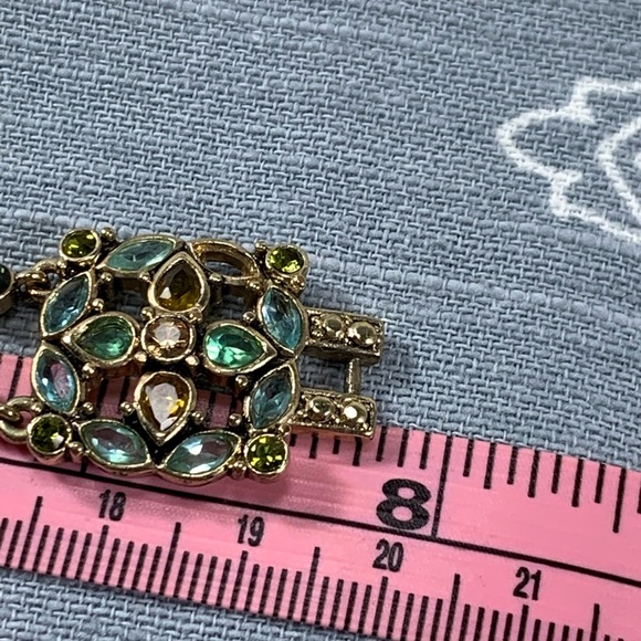 Monet bracelet gold tone, multi color faceted stones (1 missing) - Picture 4 of 15
